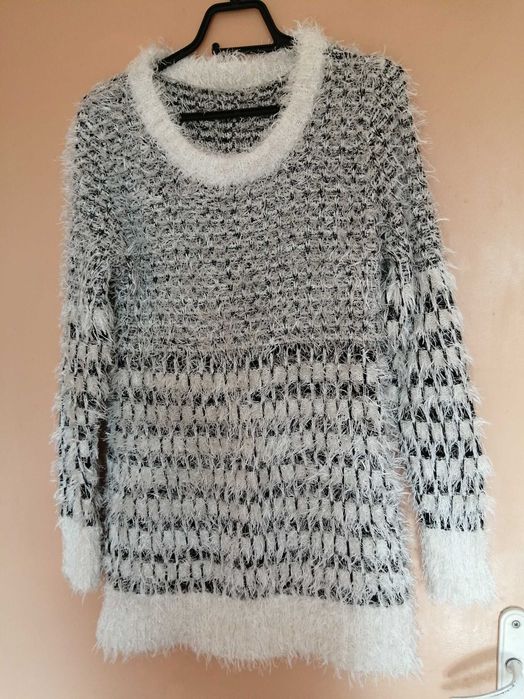 Дамски блузи с дълъг ръкав