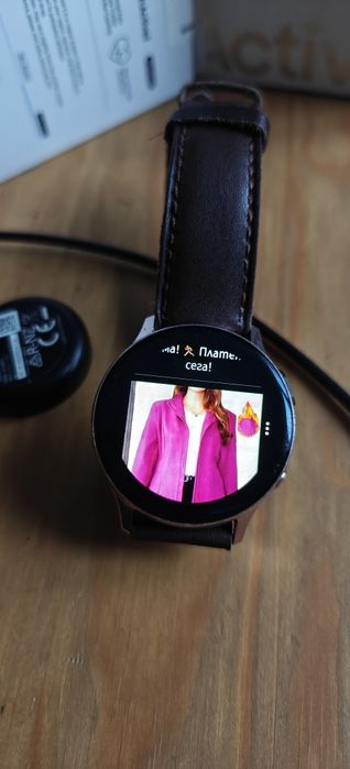 Смарт часовник Samsung