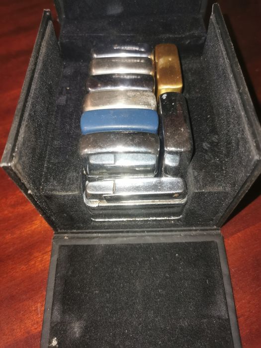 Diferite Brichete vechi