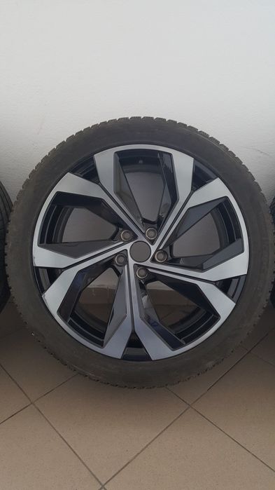 JanteRenaultKadjarArkanaSymbiozCapturMeganeE-TechKoleosScenicE-TechEspaceAustralRafaleTalismanDusterBigsterStrikerNissanJukeQashqaiX-TrailAriya5X114.3