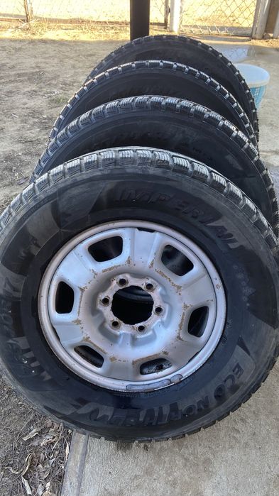 Комплект зимных резин с дисками