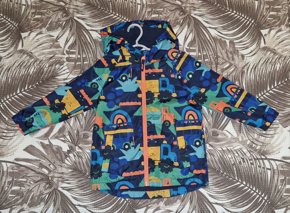 Ветровка F&F(Англия) на 4 года(104 рост)