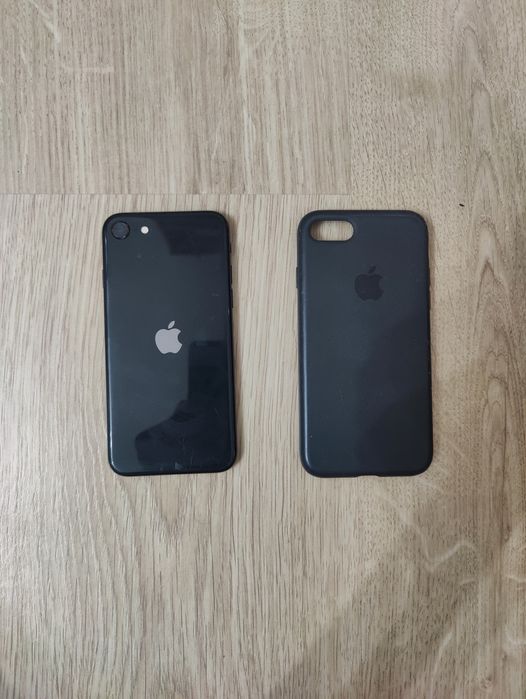 Срочно Iphone SE 2020 года