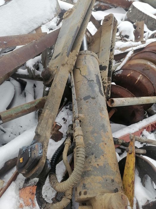 Продам цилиндр подъёма от Камки