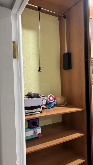 Шкаф для спальни и прихожей