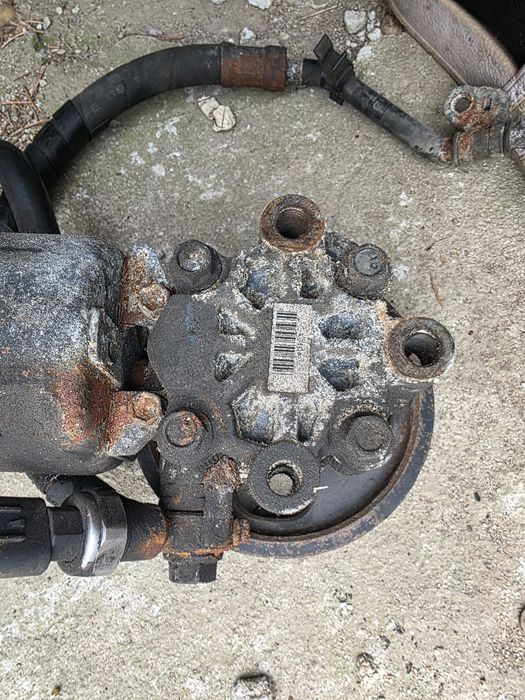 Pompa servodirectie toyota avensis t25
