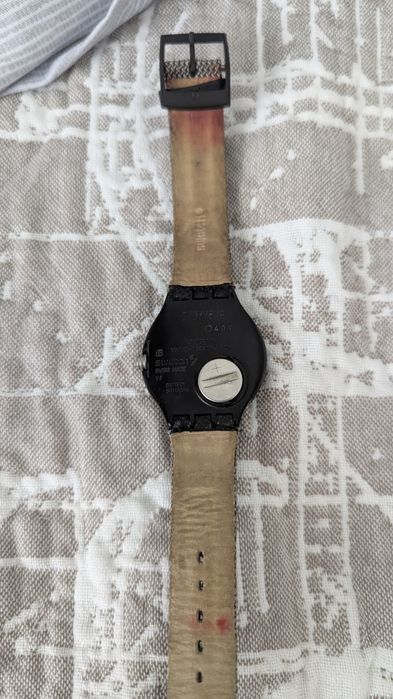 Продам часы Swatch
