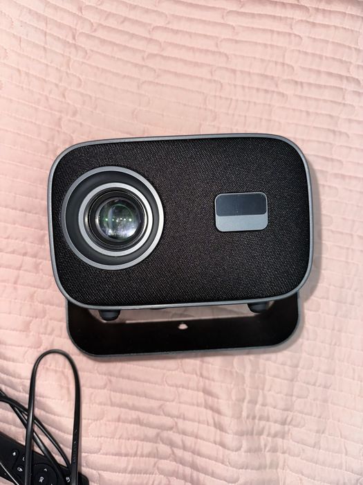 Проектор/домашний кинотеатр