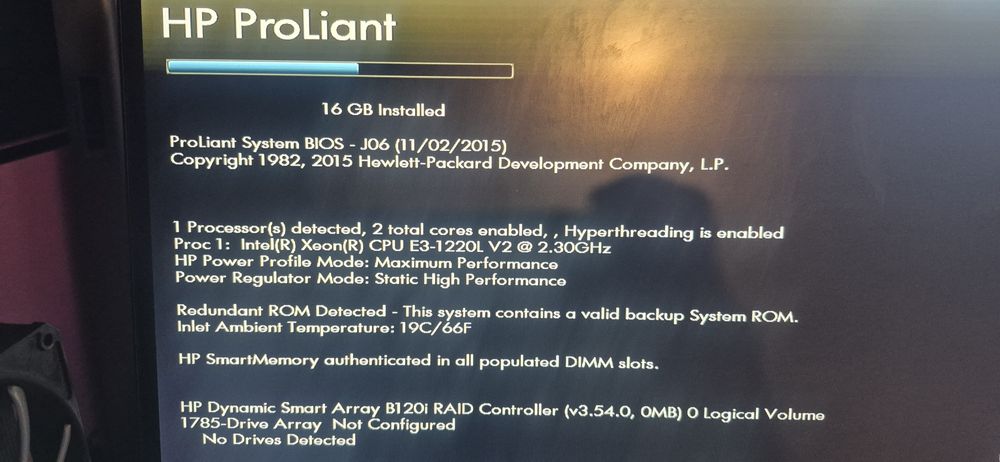 MicroServer HP ProLiant Gen8 Xeon 16GB RAM