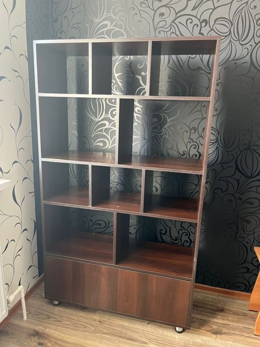 Продам шкаф в хоррошем состоянии