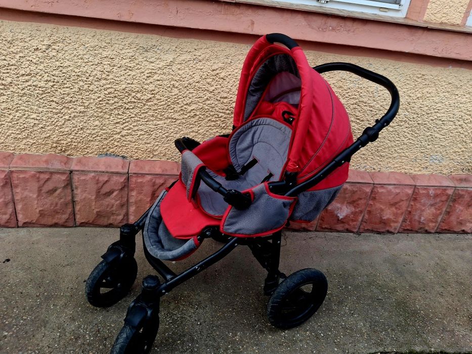 Cărucior copii pliabil în stare foarte bună
