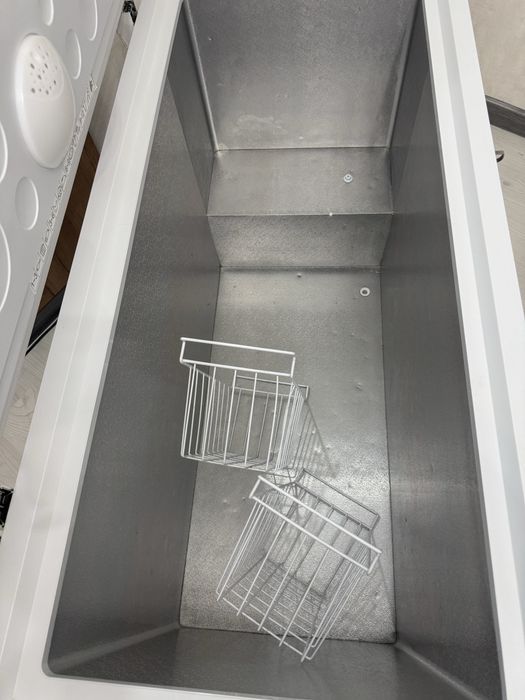 Морозильник Haier на 429л есть каспиред