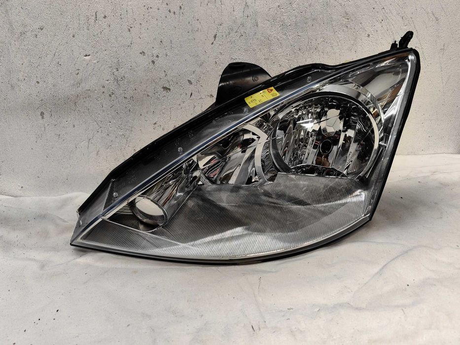 Оригинален НОВ фар Форд Фокус  Ford Focus