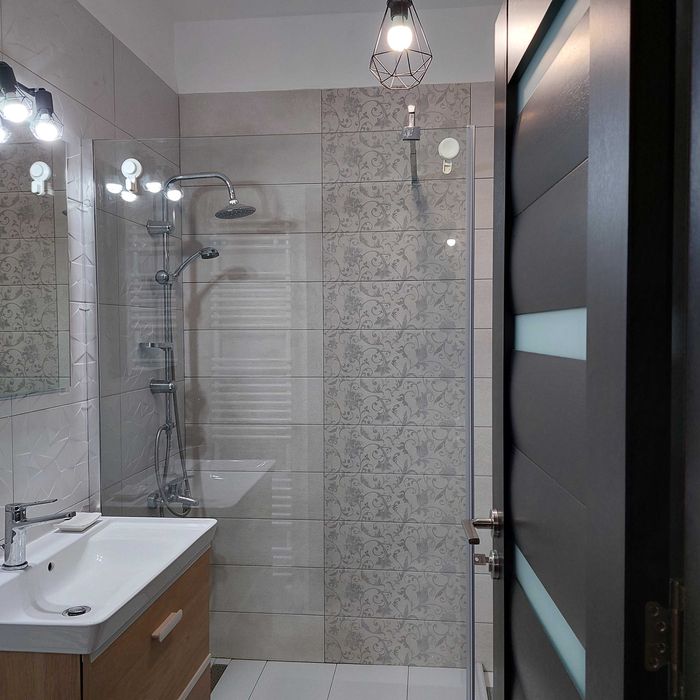 Apartament 2 camere decomandat de inchiriat, Exigent Plaza Romania