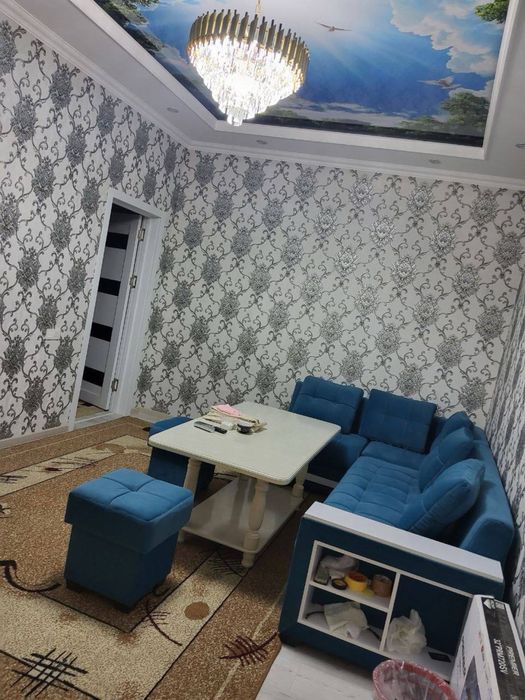 Срочно ижарага берилади 2 хонали 2 этаж 350$ . Адрес Шохи Зинда .