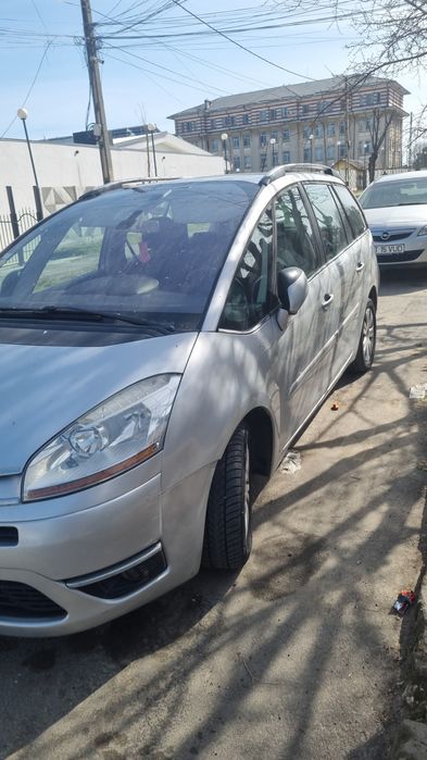 Vând citroen c 4  picaso