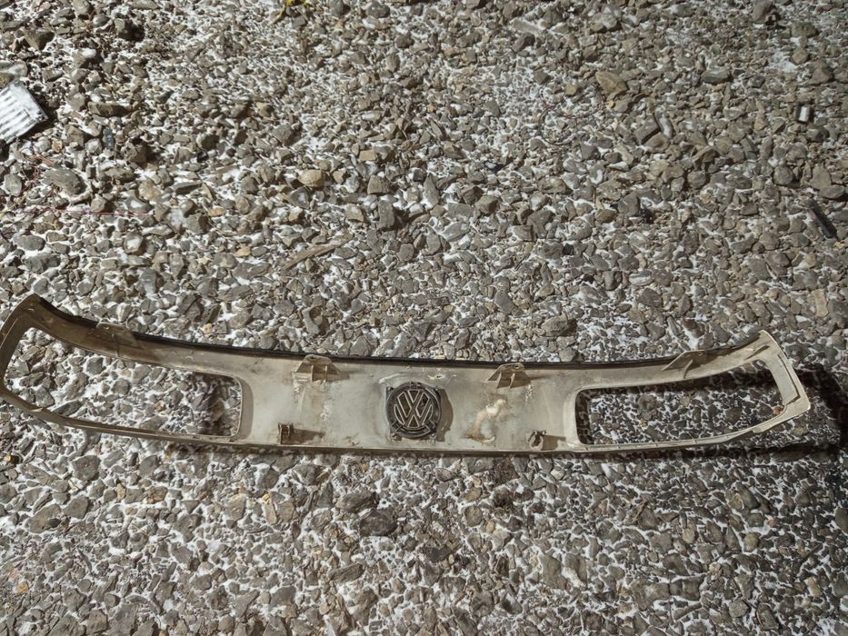 Решетка радиатора б3