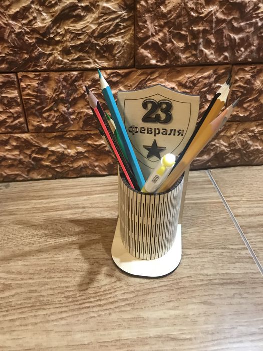 Поставка для карандашей