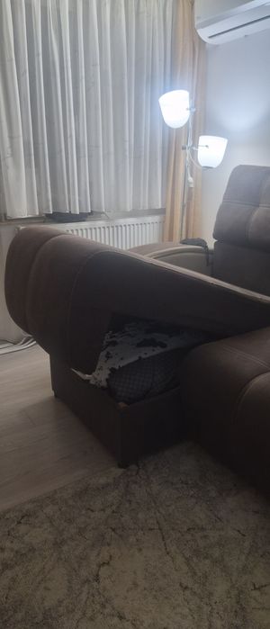 Vand canapea colțar