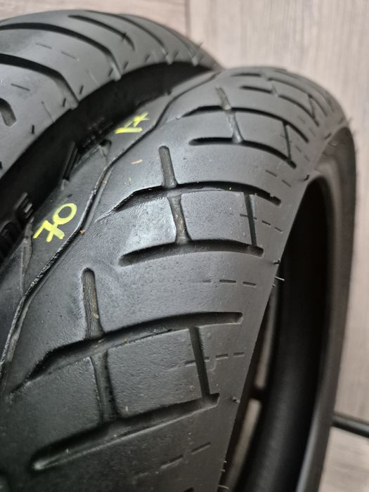 Set anvelope moto 110 70 17 cu 150 70 17 Bridgestone bt046 dot 4920 si 2422