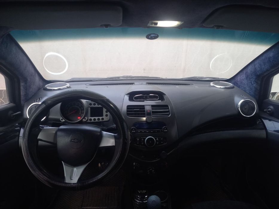 Спарк   сотилади