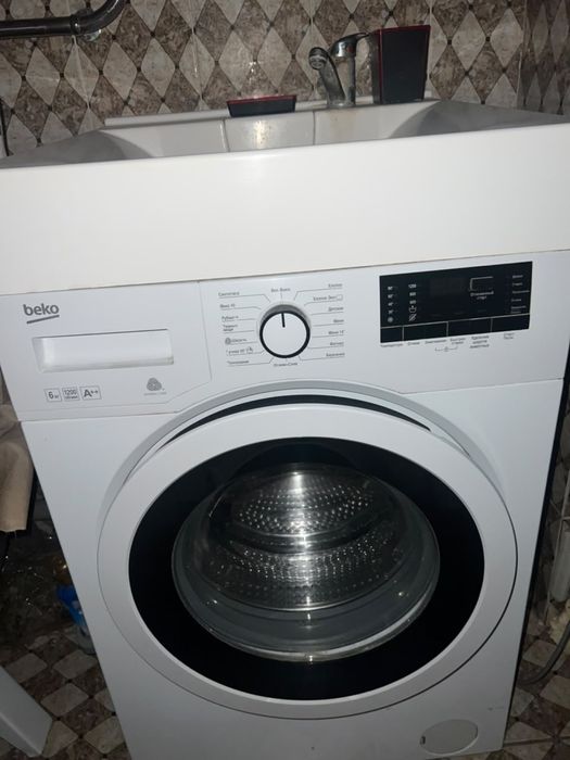 Продам стиральную машину Beko