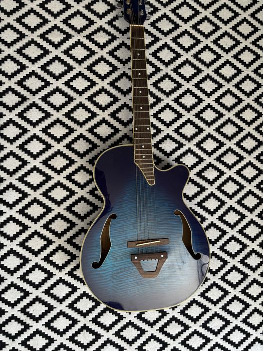 Продам гитару акустическую