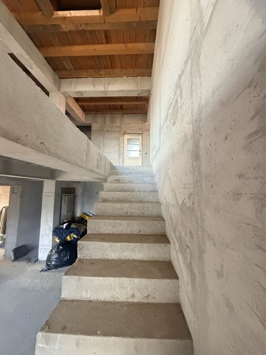 Casa Spatioasa de Vanzare P+1 in Casicea