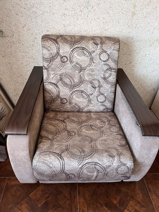 Продам кресло раздвижное