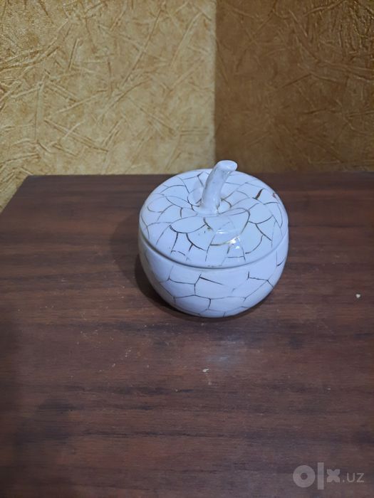 Винтажная фарфоровая шкатулка "Яблоко".  Середина 20 века! Редкая заво