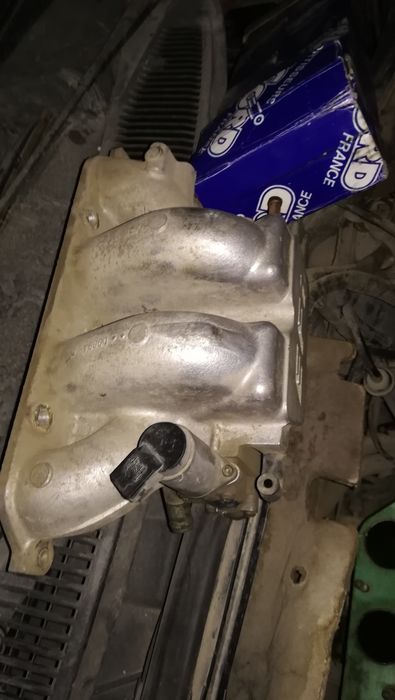 Форд Ескорт на части