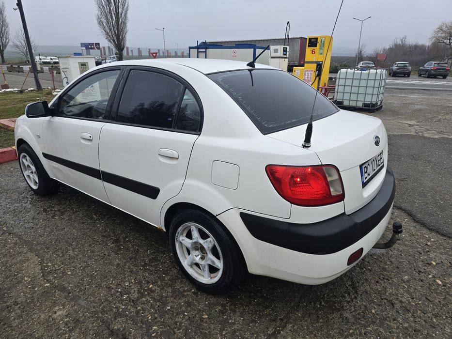 KIA RIO 1.5 CRDI 2007 DIESEL 110 CP-Acte valabile
