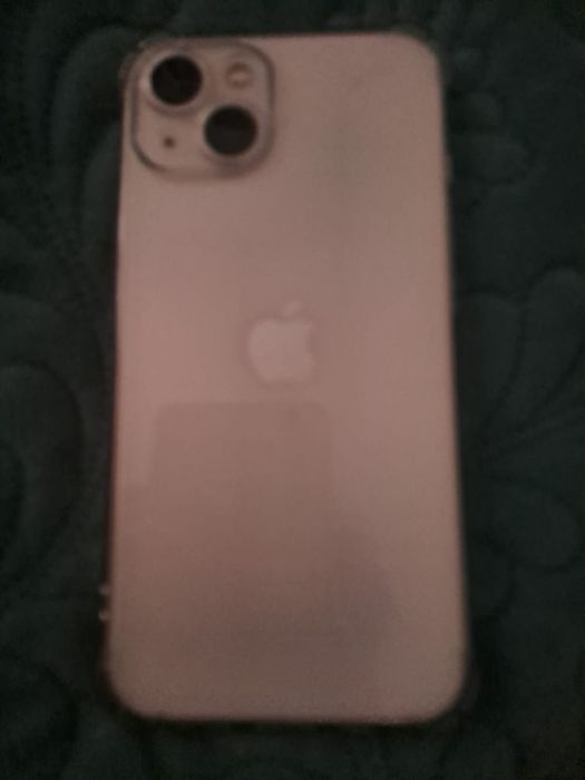 Iphone 13  в идельаном состаяние