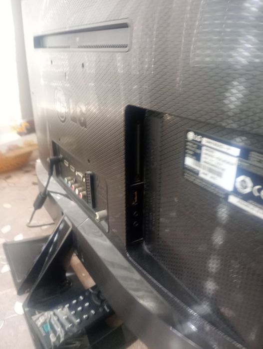 Телевизори  CRAUN , LG