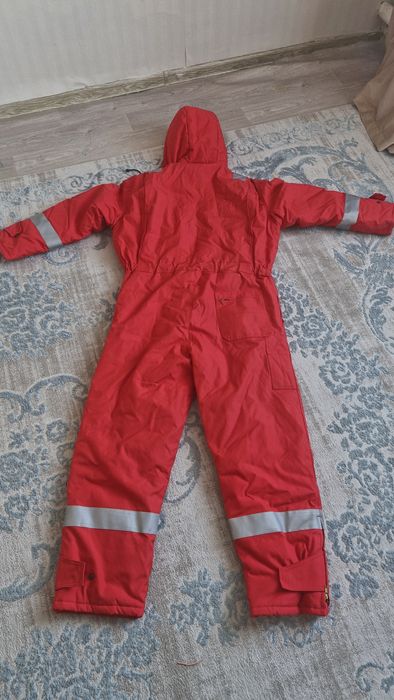 Продам зимний комбинезон