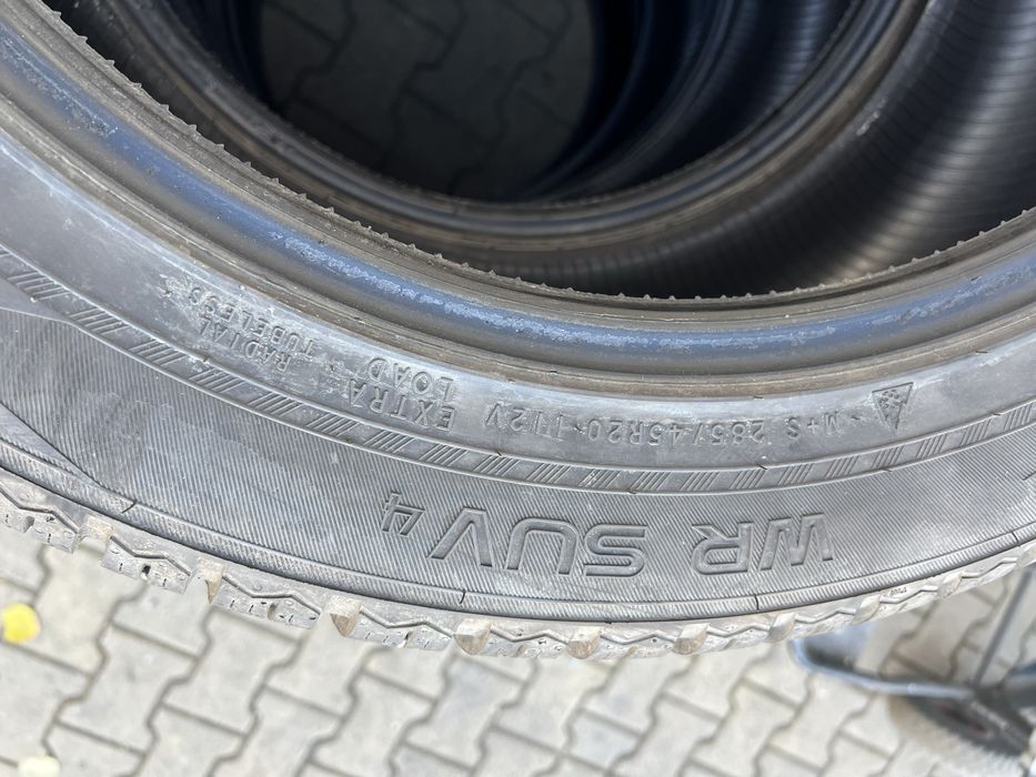 Гуми Nokian wr suv 4 285/45/20