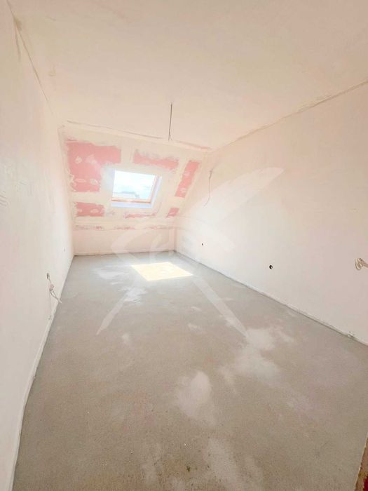 Продава се Тристаен апартамент в Пловдив, Каменица 1 - 142 кв.м за 2200 €/кв.м - Снимка #9