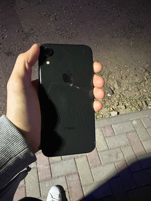 Продаётся Iphone XR