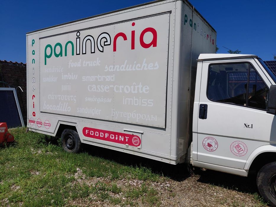 Food Truck Utilat Profesional