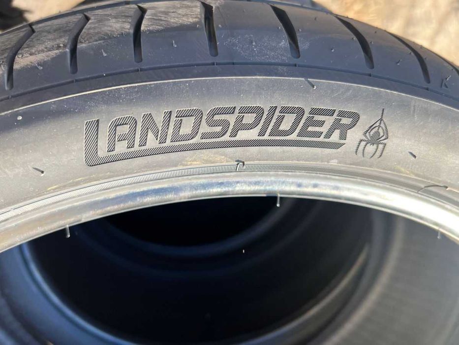 Летен спорт пакет LANDSPIDER 275/40R20 и 315/35R20