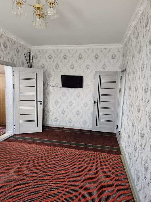 Аренда метро тинчлик 2.хонали оилага берилади хамма шароити бор