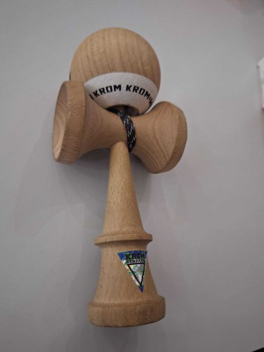 Kendama KROM POP rubber