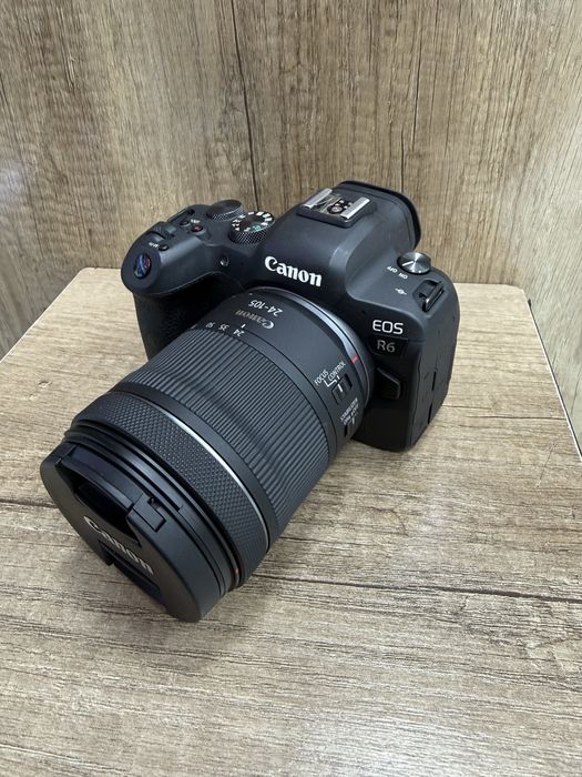 Canon R6   24-105mm STM