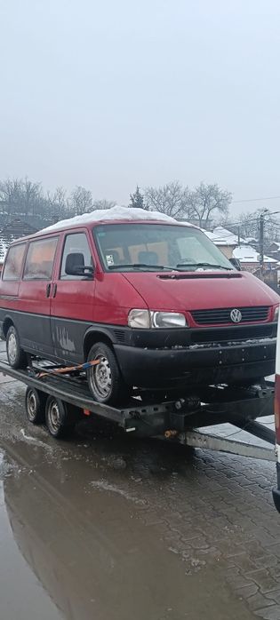 Vând piese Volkswagen T4 2.5
