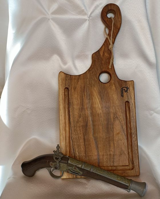 Tocătoare din lemn de nuc