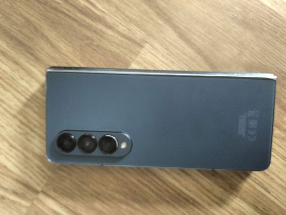Samsung Z fold 4 pentru piese