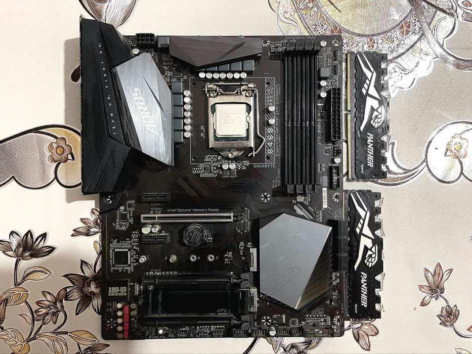 Gigabyte Aorus B460 I7-10700 DDR4 16gb