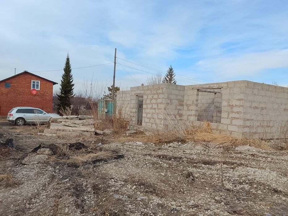 Продам недостроенный дом