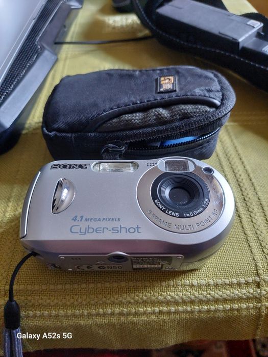 Nikon *aparat foto digital)
