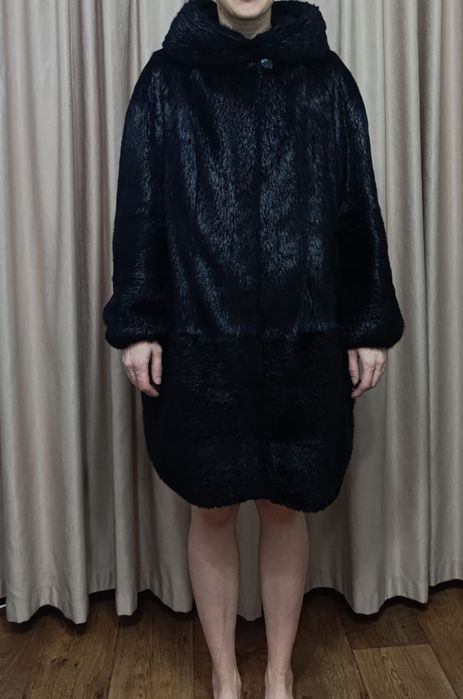 Нутриевая шуба, размер 50.